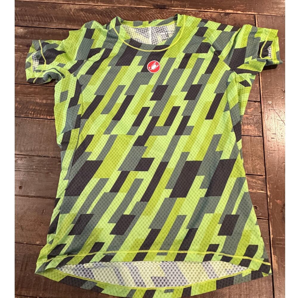 Castelli Cycling Base Layer Men's XL Green Black Camo Mesh Short Sleeve Shirt